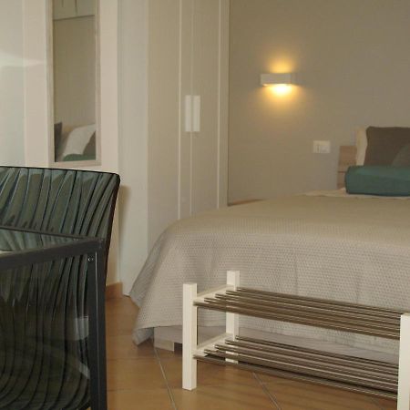 Bed&Bed Tommaso Fazzello Only Rooms タオルミーナ エクステリア 写真